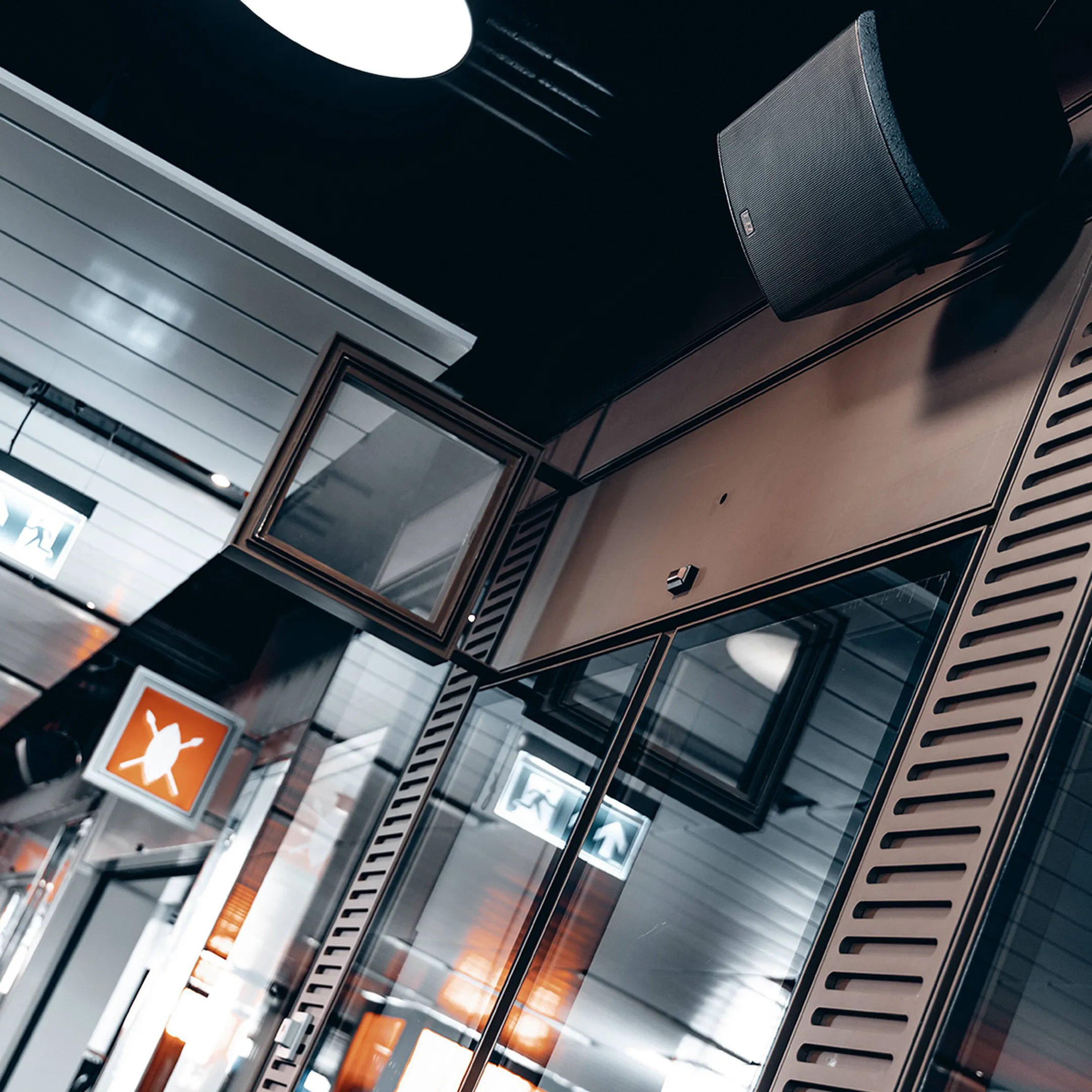 Adam hall integrated systems application retail 1