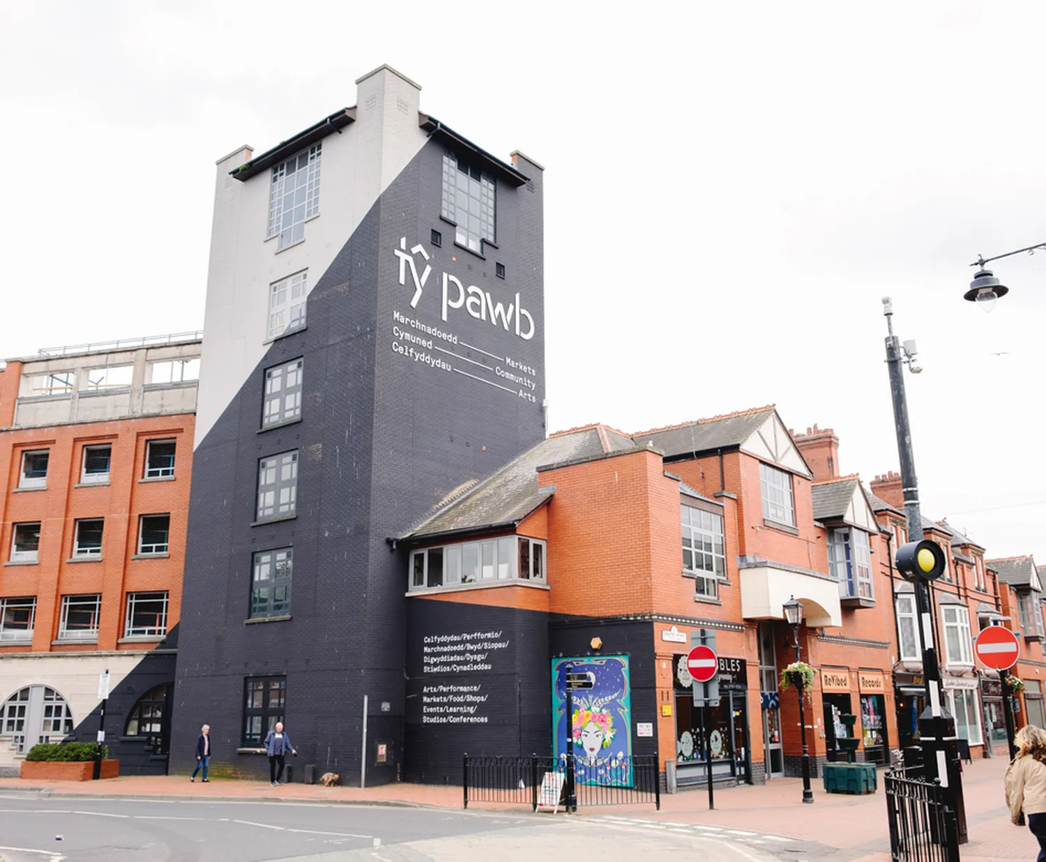 Welcome to Wrexham – QUESTRA manages Audio, Video and Lighting at Tŷ Pawb