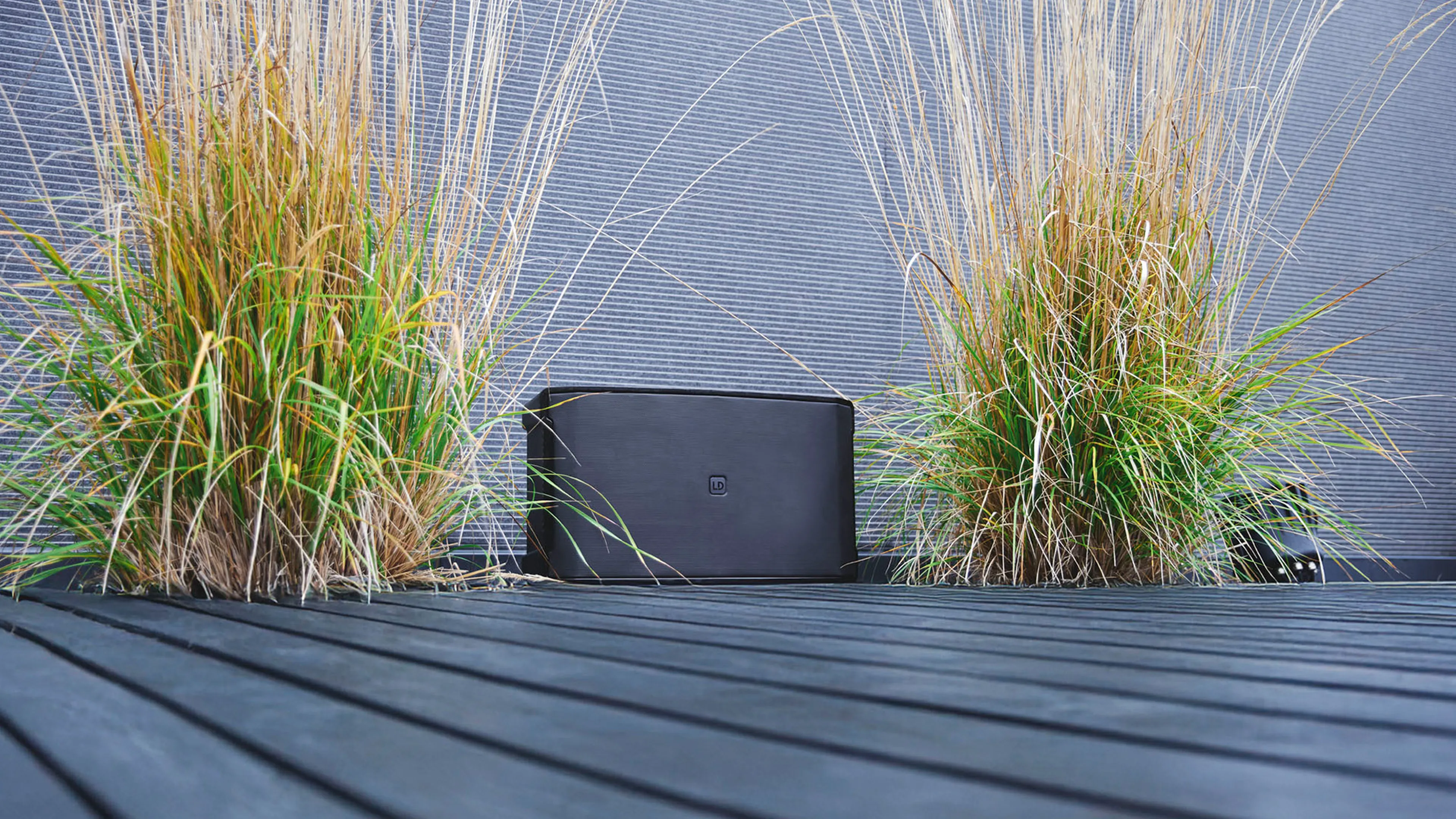 Ld systems dqor sub outdoor