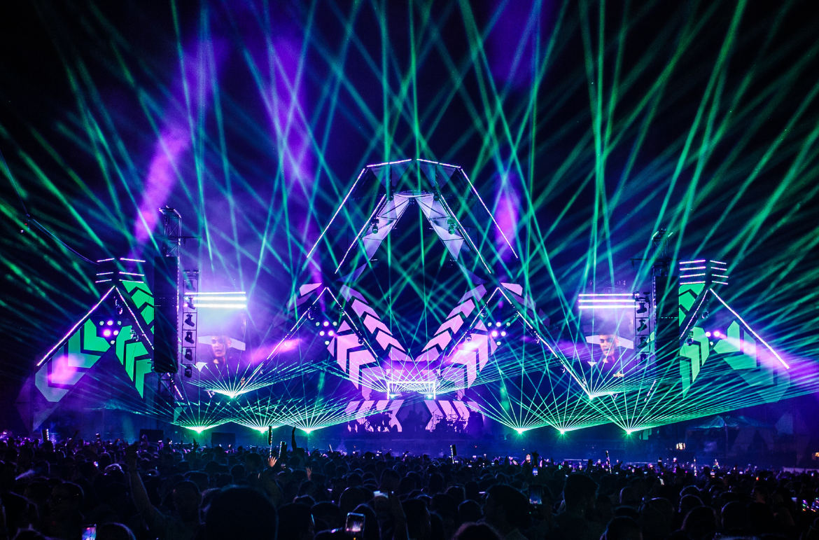 Cameo Light Installation at I Love Reggaeton Festival FLUGE