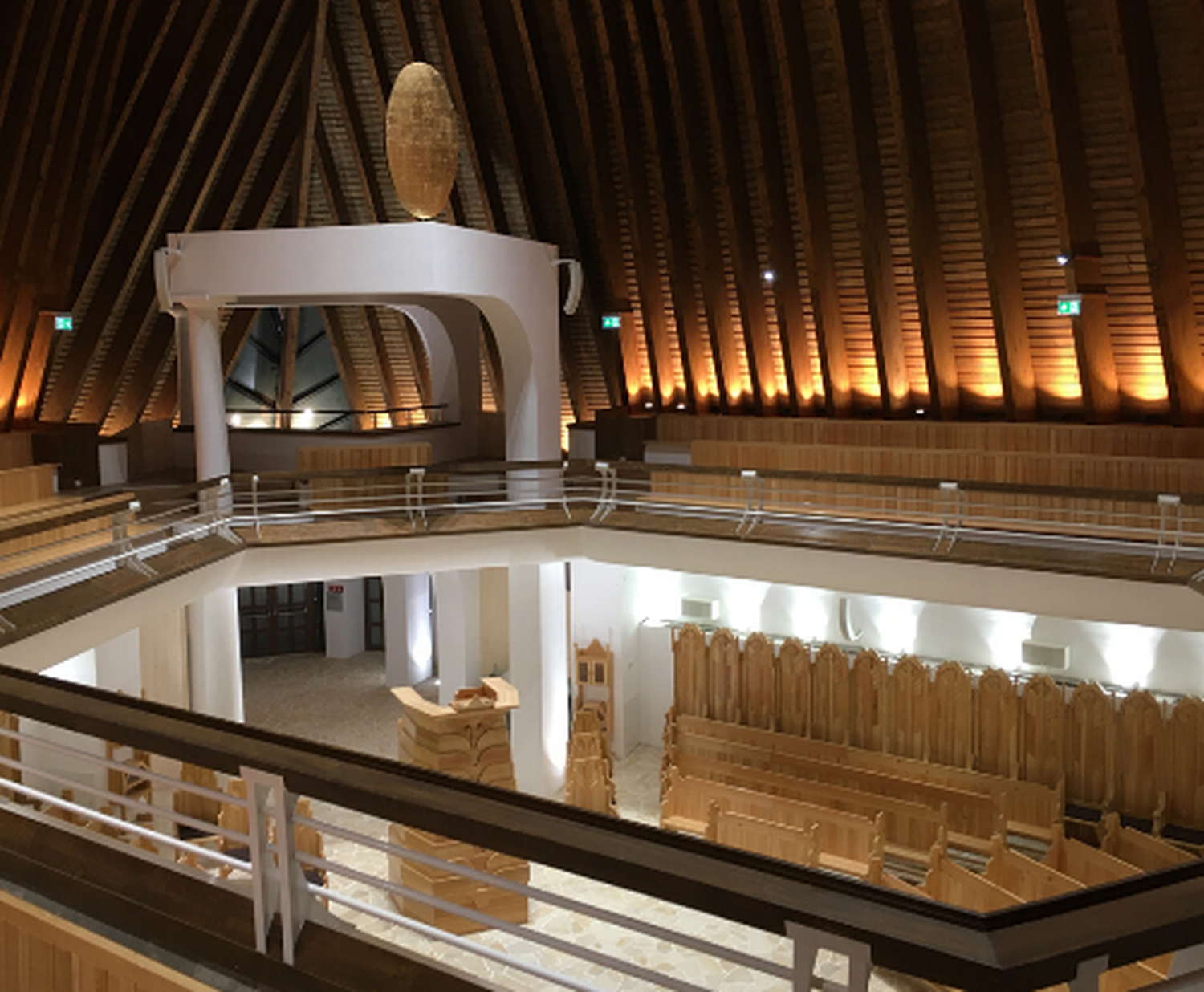 LD Systems CURV 500 Fills the New Millennium Reformed Center in Romania with Sound