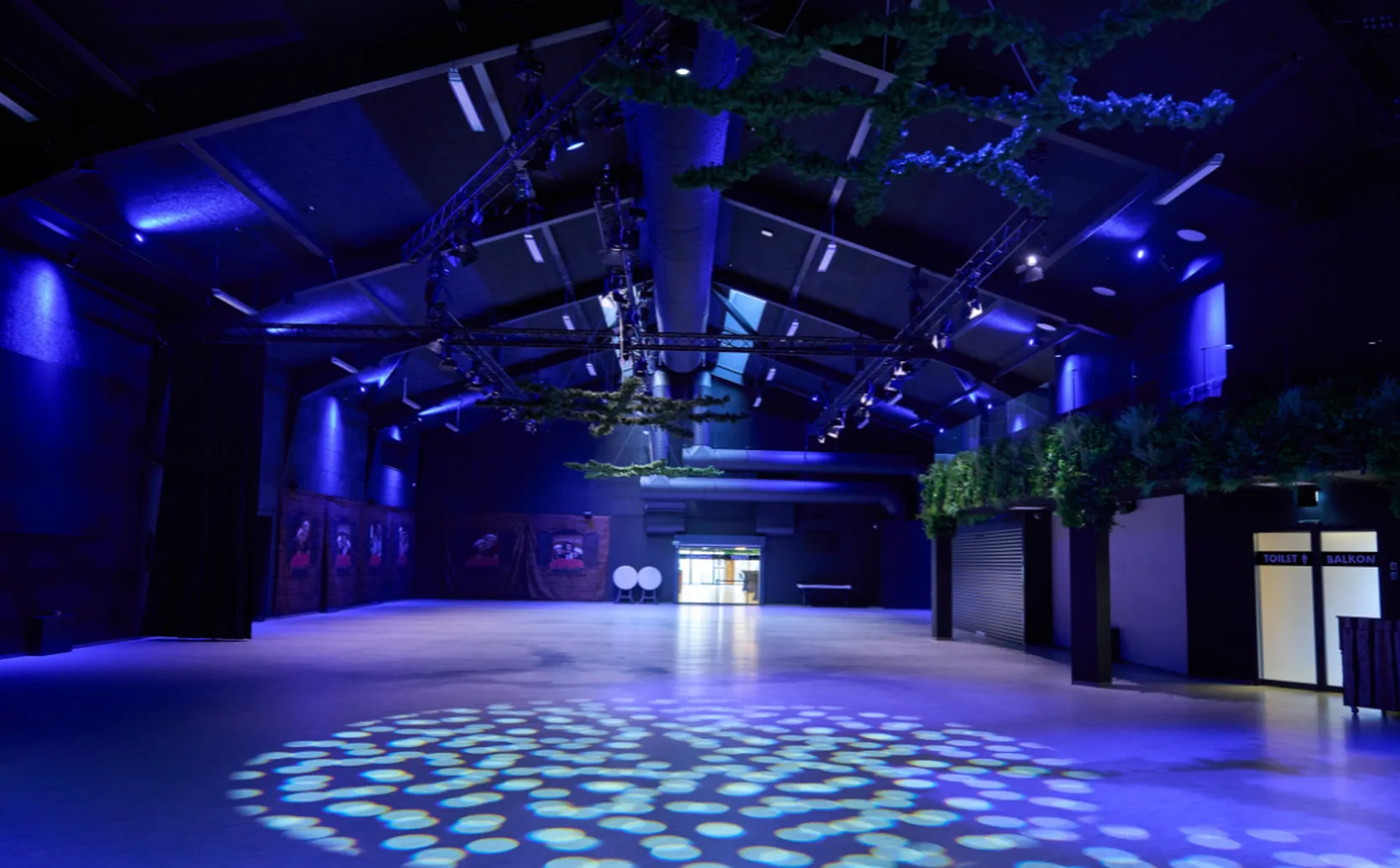 Fun, entertainment and business - Profox relies on LD Systems and Cameo for Fun Art Blokhus in Denmark