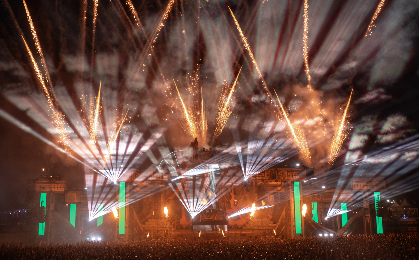 Cameo Light Installation at Open Beatz Festival 2024 with ORON H2 Hybrid Phosphor-Laser Moving Head IP65 ZENIT W600 Wash Light and Lighting Designer Tobias Reinartz Visualprime and Eventures