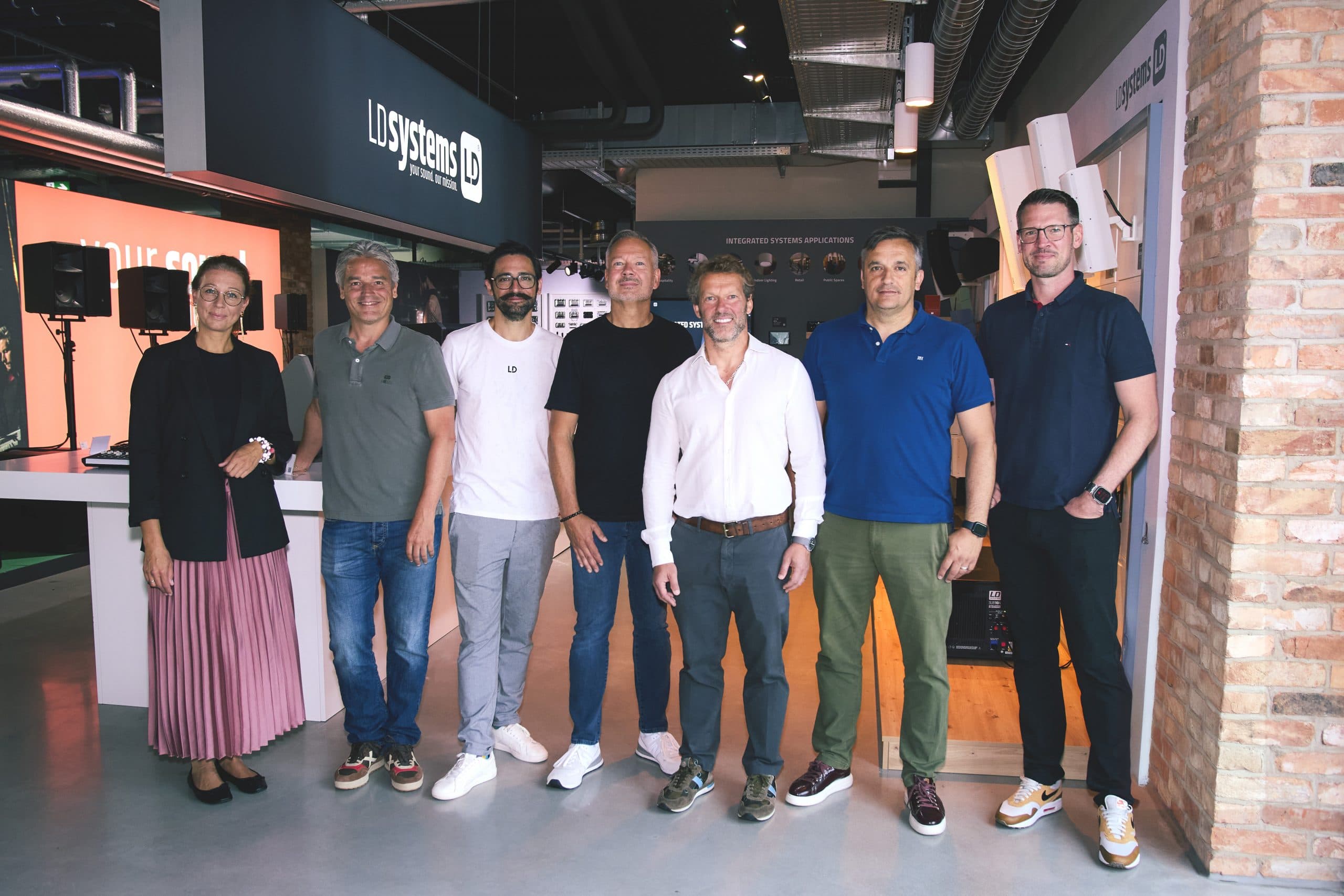 Ahin wholesale partner esistemas header scaled