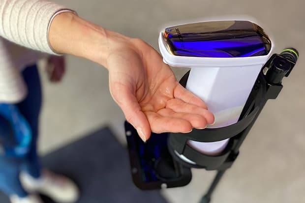 disinfection-dispenser-in-use