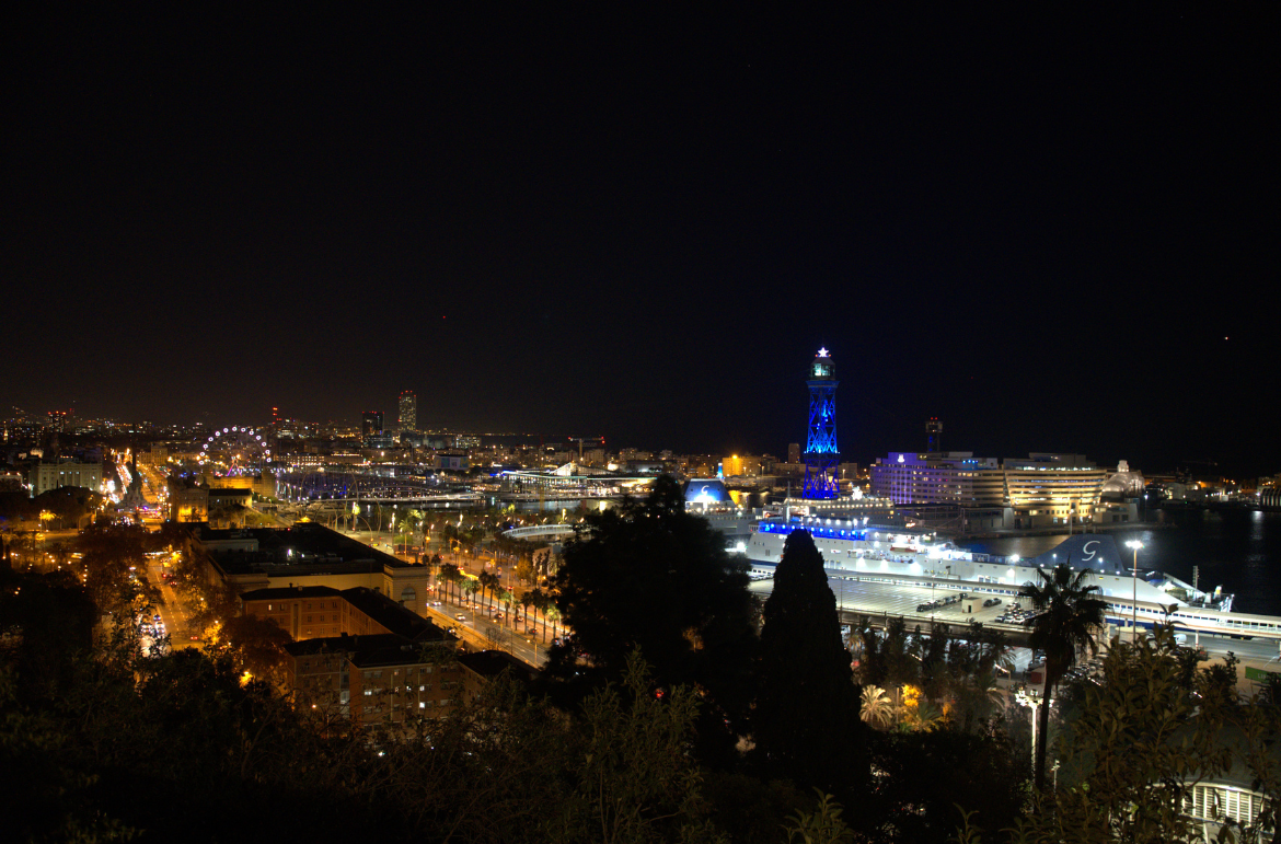 Cameo illuminates the Torre Jaume I