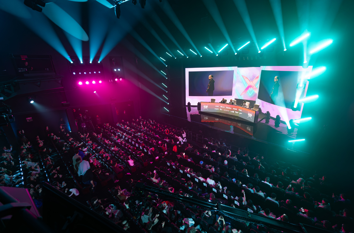 Interview with light designer Toni Llobet: Setting the scene for streaming giant Ibai Llanos