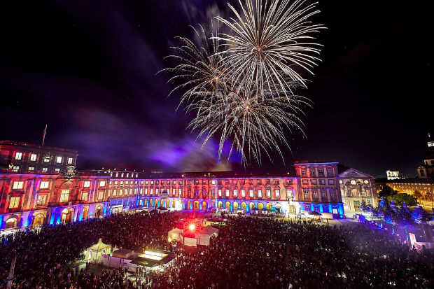 Around GmbH setzt auf LD Systems und Cameo