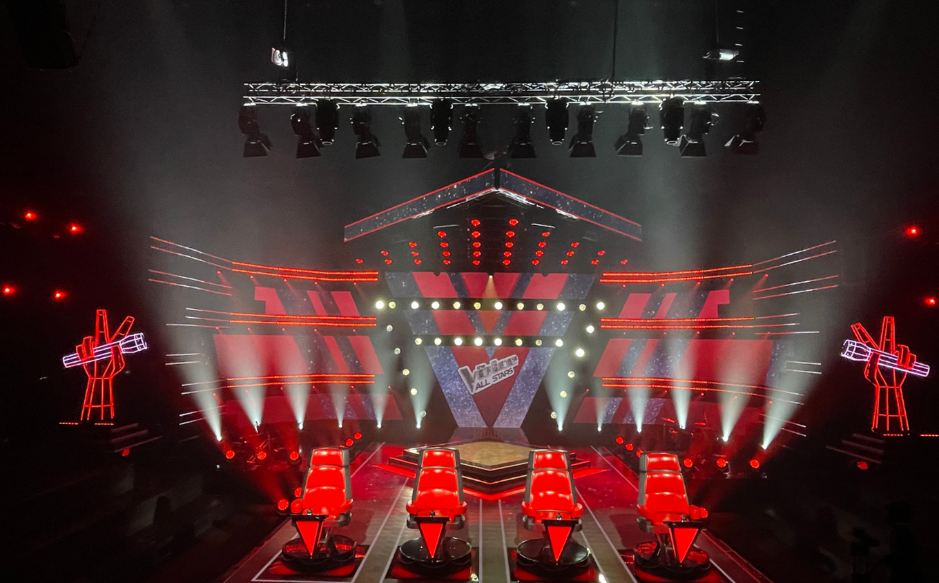 Cameo Light at The Voice Thailand with Cameo OPUS H5 OPUS SP5 F4 and F2 Fresnel Spotlights ZENIT W600 Wash Light