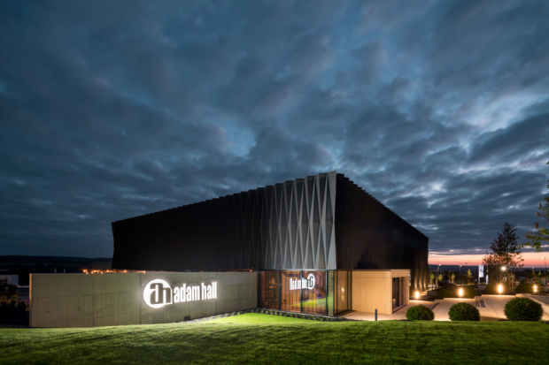 Adam hall experience center 620x413 3